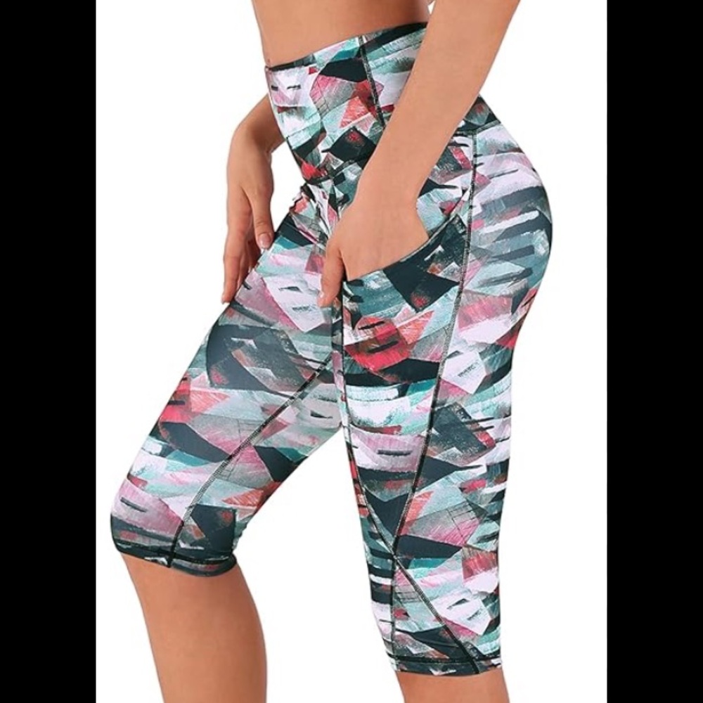 💕Large ODODOS Fine Art Wine🎨 High-waisted Yoga Capris 🖤